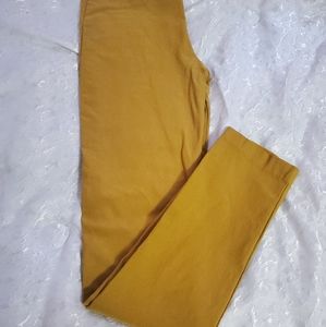 Mustard yellow skinny pants